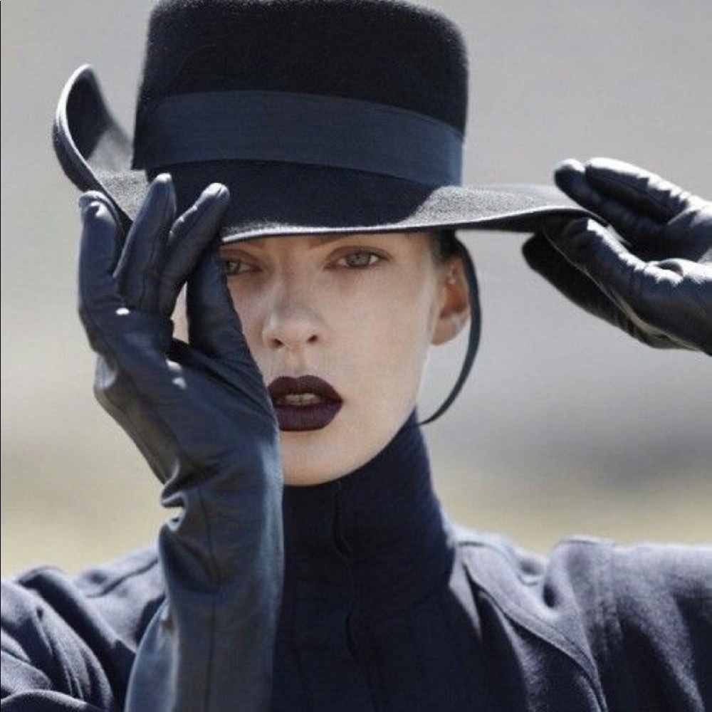 Meet your Posher, Martha